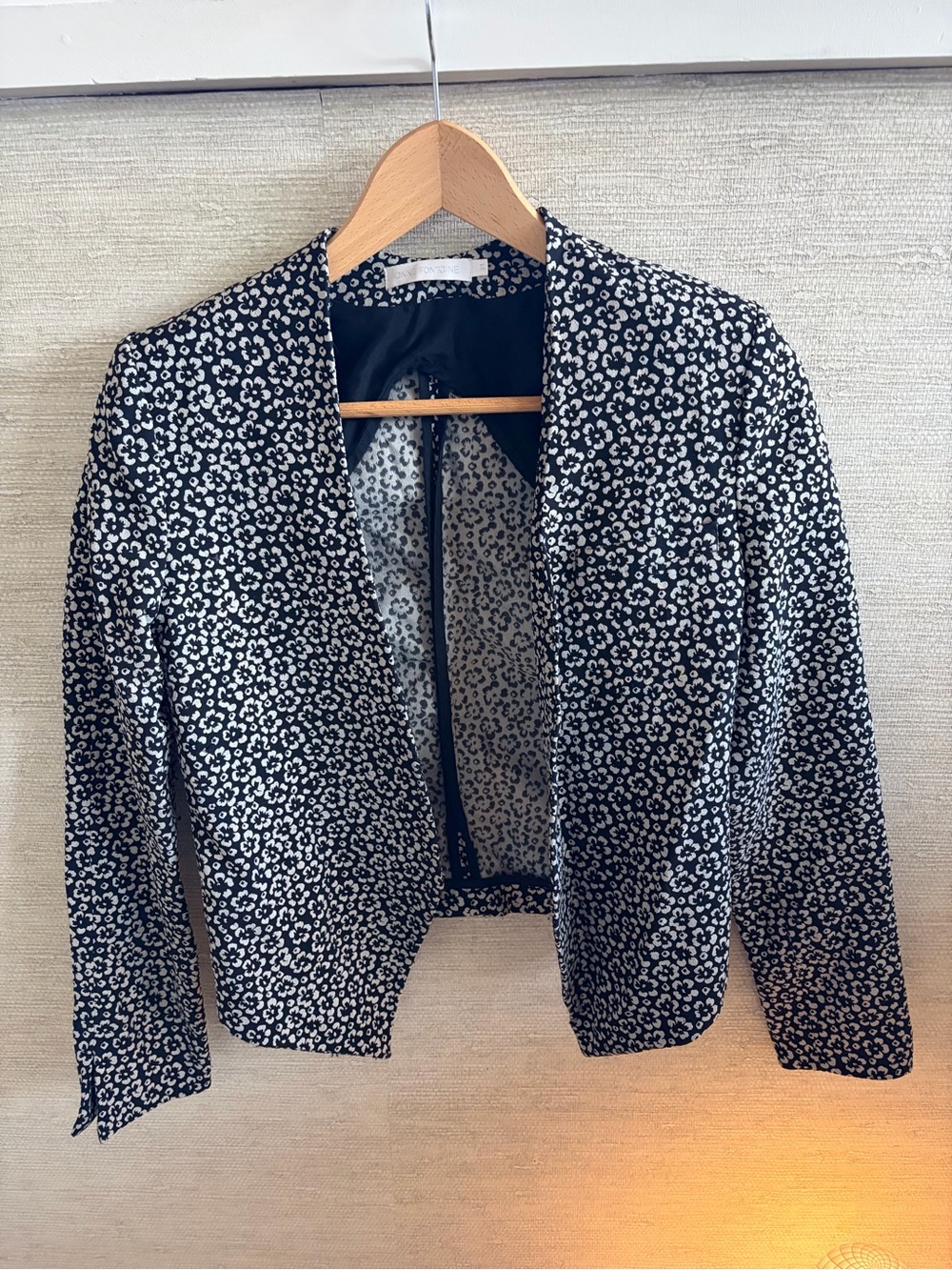 Anne Fontaine Black & White Floral Open Blazer